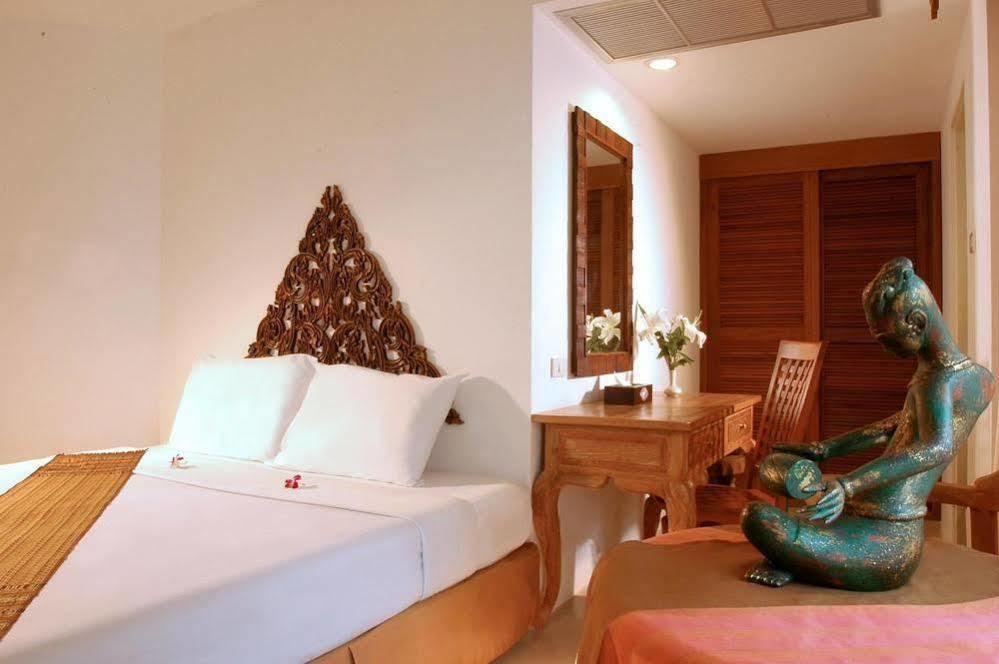 Bansabai Hostelling International Бангкок Екстер'єр фото
